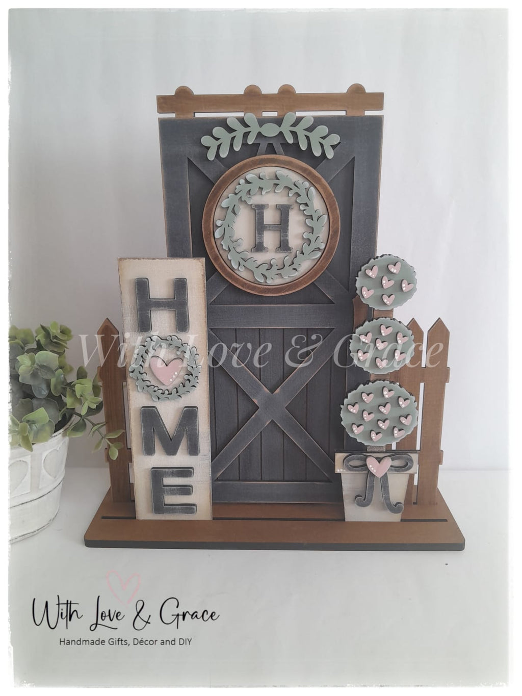 Home Barn Door Interchangeable Décor Set