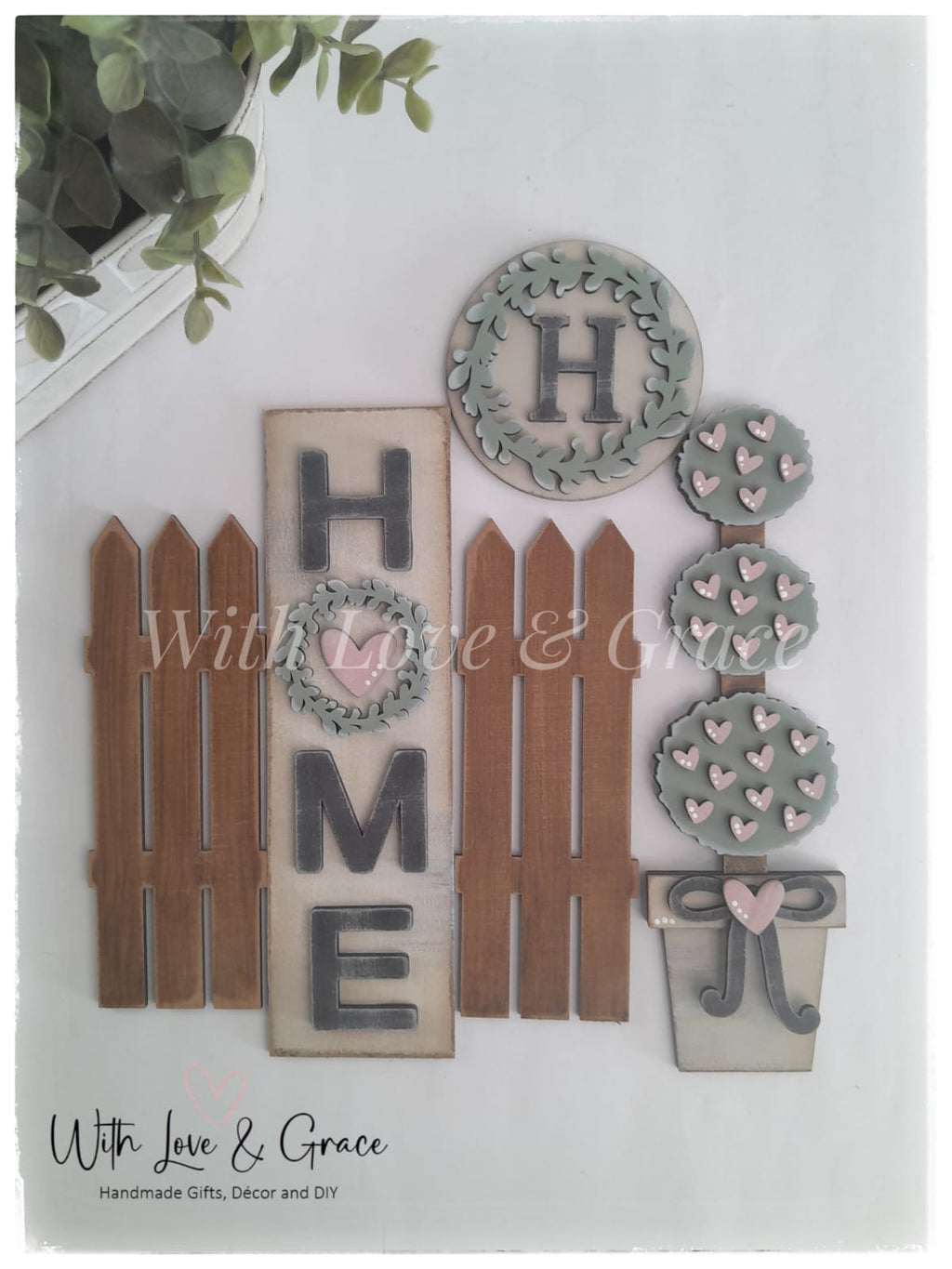 Home Barn Door Interchangeable Décor Set