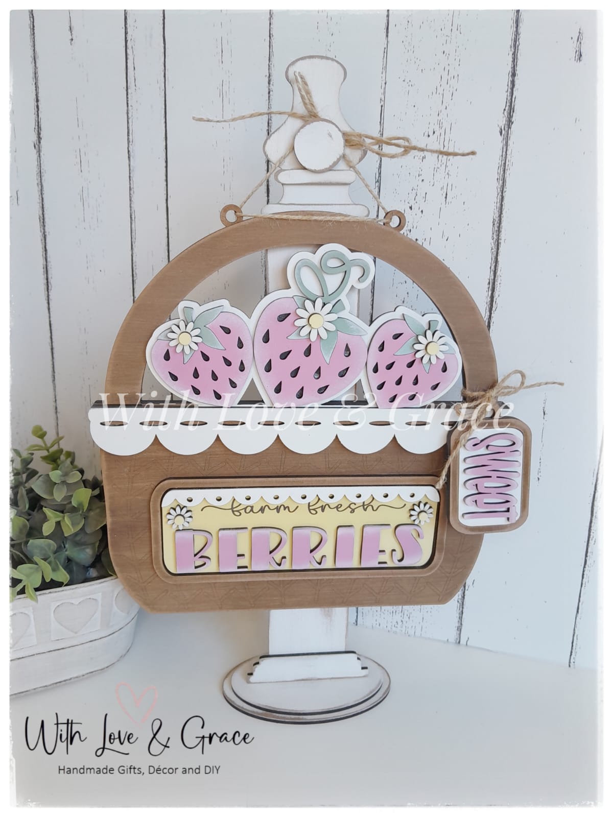 Strawberry Interchangeable Insert for Truck / Basket / Bread Board / Camper