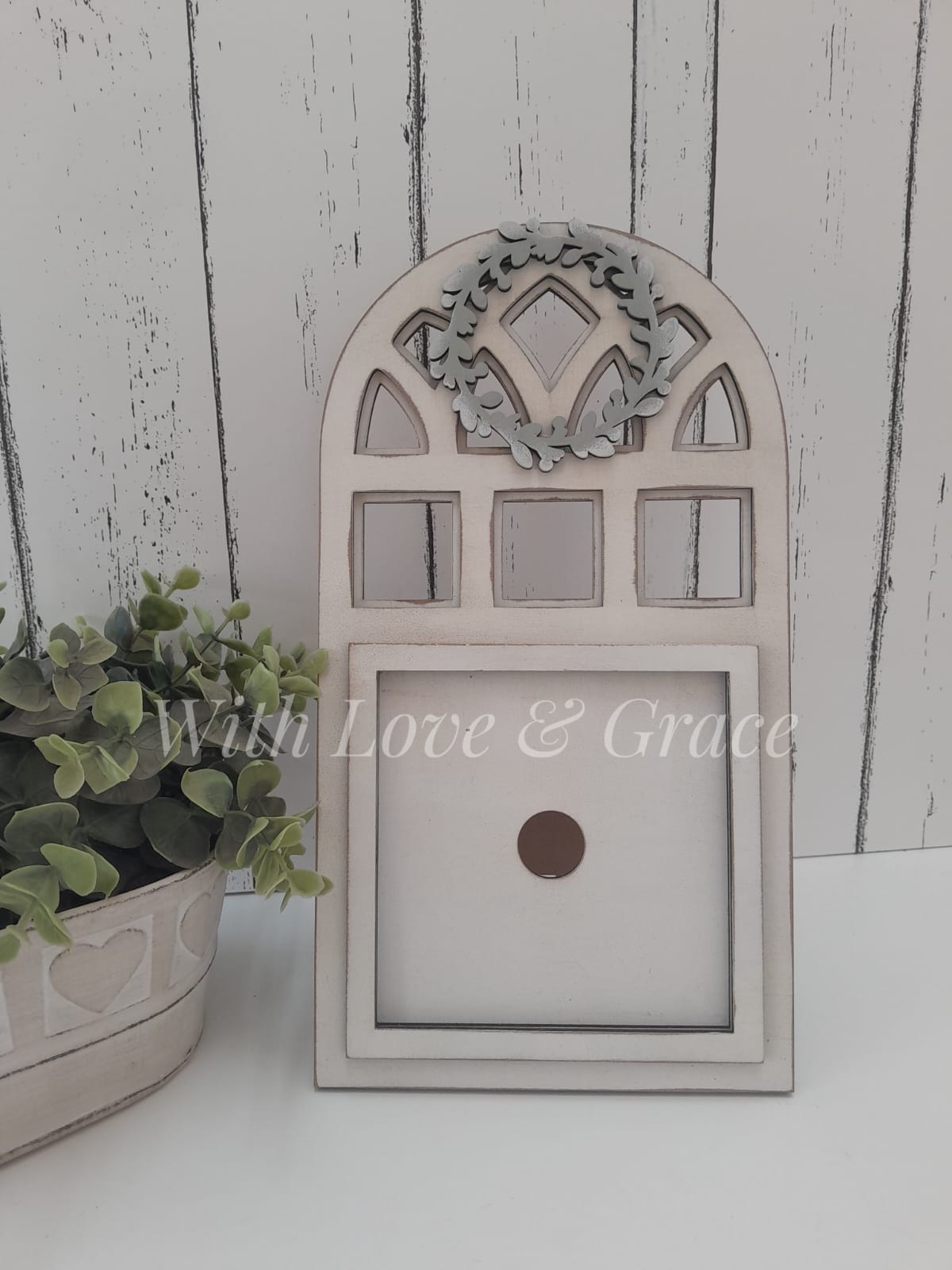 Arch Window Frame Interchangeable (10.8cm inserts)