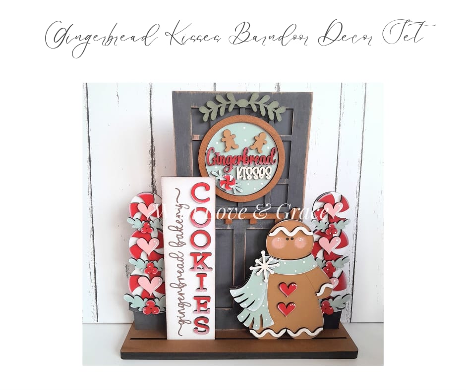 Gingerbread Kisses Barn Door Interchangeable Décor Set